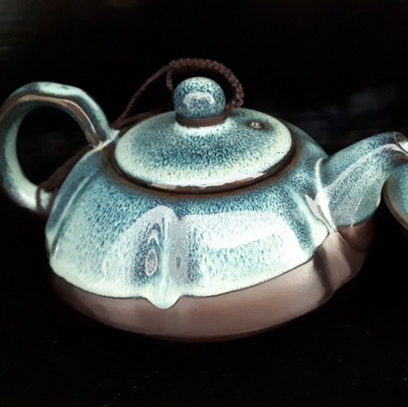 Chinese Tea Set - Picture 8 of 16